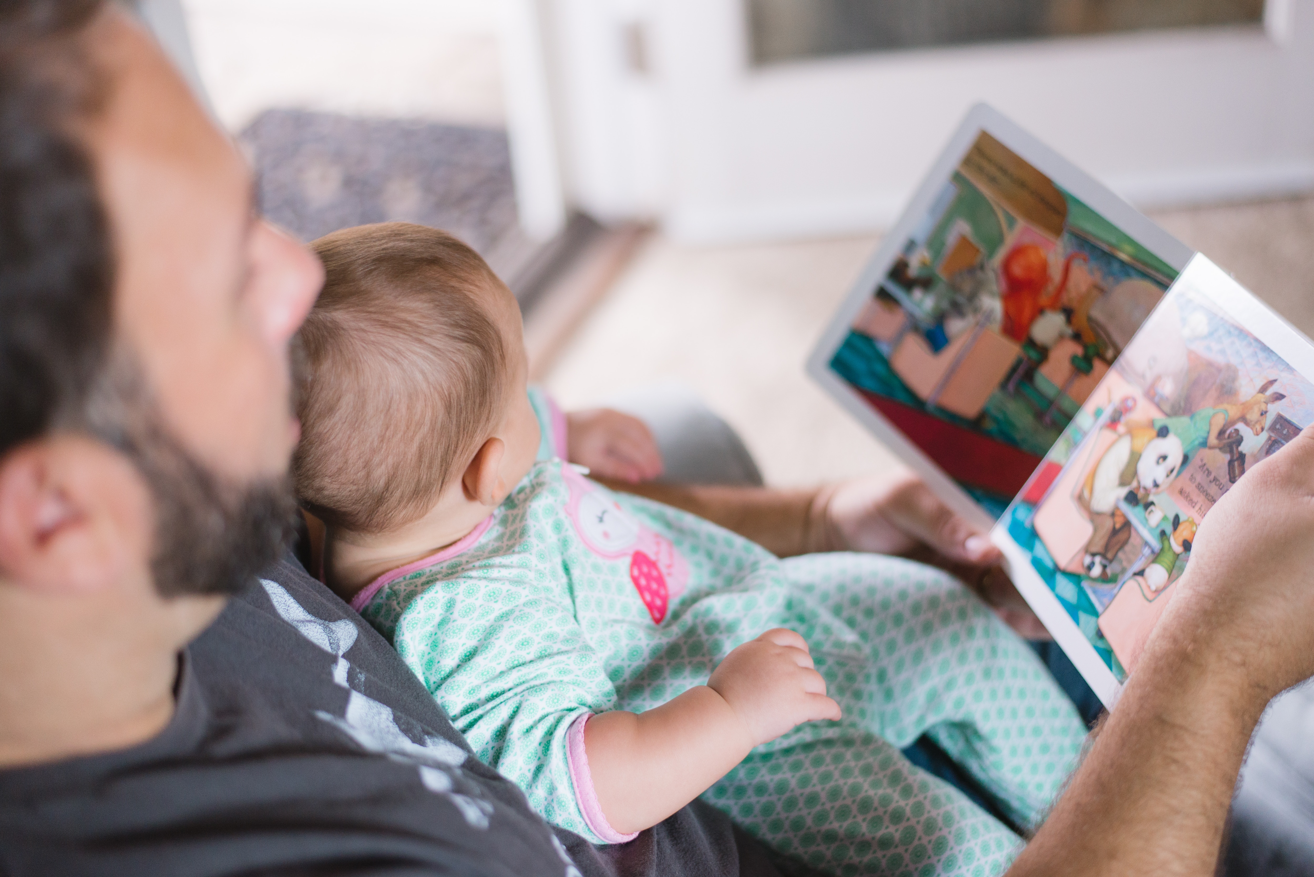 The Benefits of Reading to Your Baby